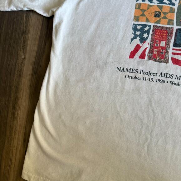 Vintage The Names Project AIDS Memorial Quilt T-Shirt Men's Size M LGBTQ - Picture 4 of 6